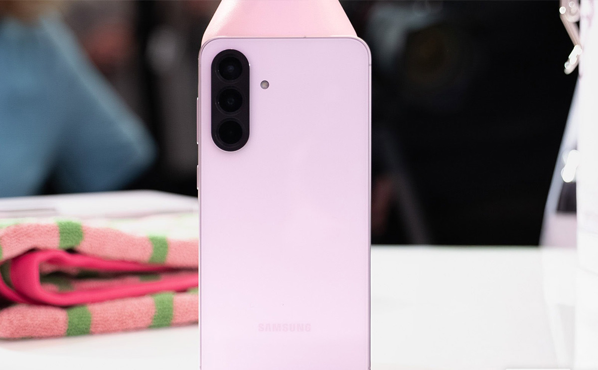 بررسی کامل Samsung Galaxy A56 5G — گزینه‌ای میانه‌رده اما قدرتمند برای کاربران کرمانی - پیکاو (4)
